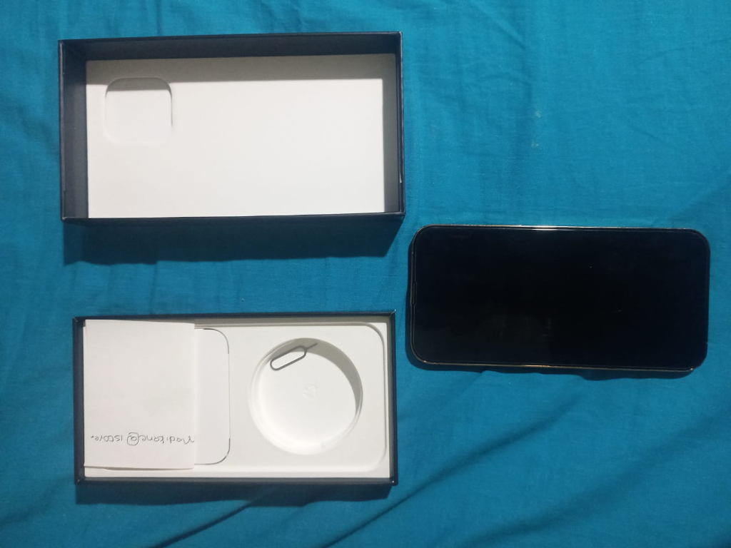 Apple iPhone 13 Pro Max, second-hand iPhone 13 Pro Max like new, gold iPhone 13 Pro Max 128GB