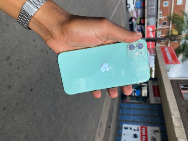 Apple iPhone 11 Blue 64GB