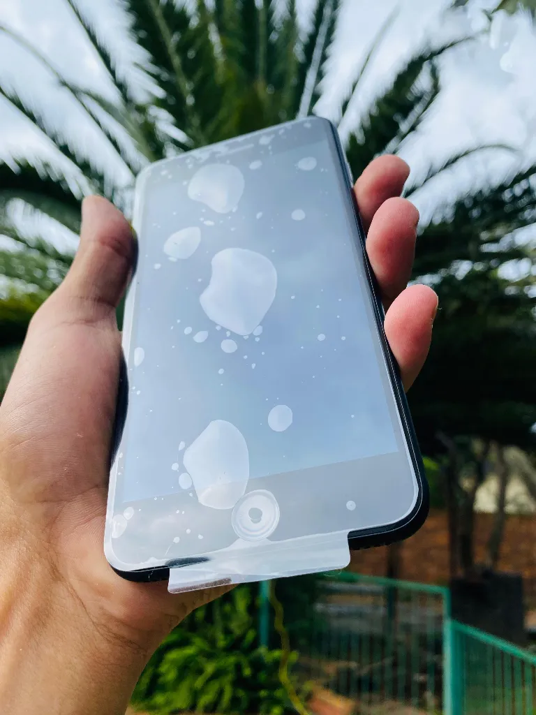 Apple iPhone 7 Plus - Image 2