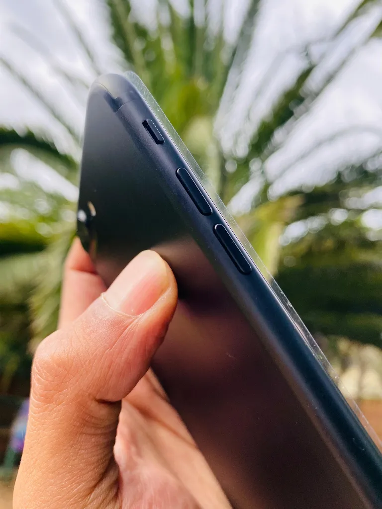 Apple iPhone 7 Plus - Image 6