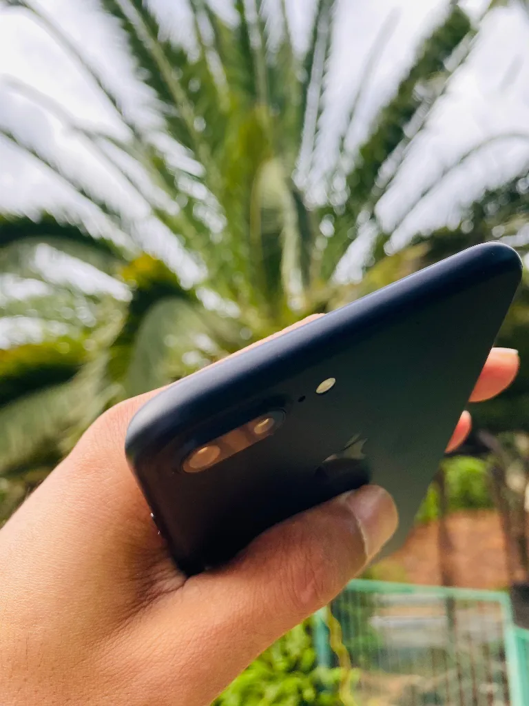 Apple iPhone 7 Plus - Image 5