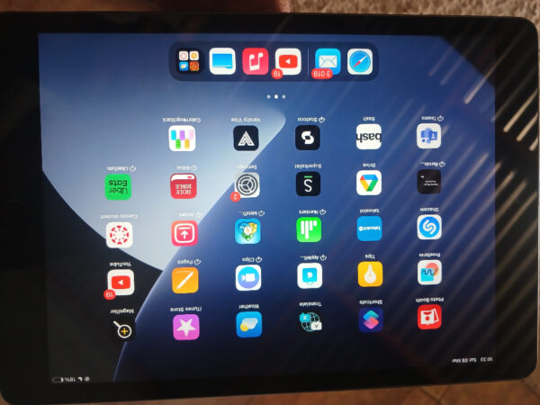 Apple Ipad 8th generation- 32GB WIFI Gray Other 8GB