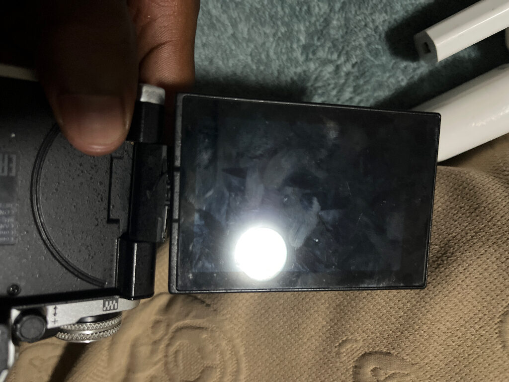 Olympus E-M5ii 16MP 1080p (Full HD)