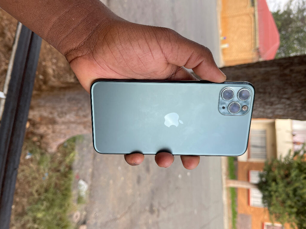 Apple iPhone 11 Pro 64GB, secondhand iPhone 11 Pro excellent condition, buy Apple iPhone 11 Pro 64GB