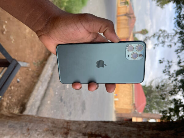 Apple Iphone 11 pro 64gig Gray 64GB