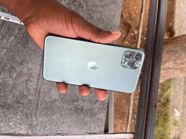 Apple Iphone 11 pro 64gig Gray 64GB