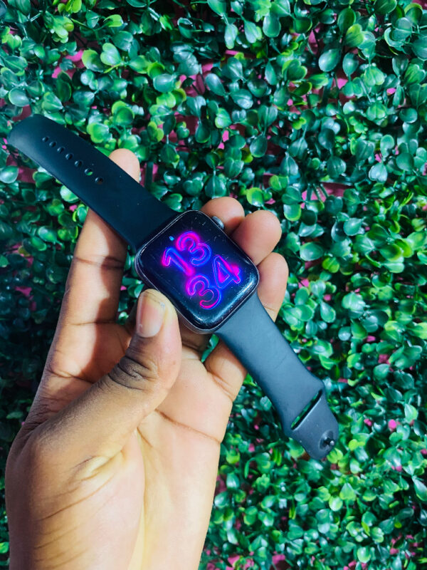 Apple Series 4 Black 44mm