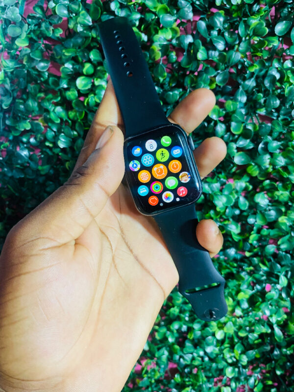 Apple Series 4 Black 44mm