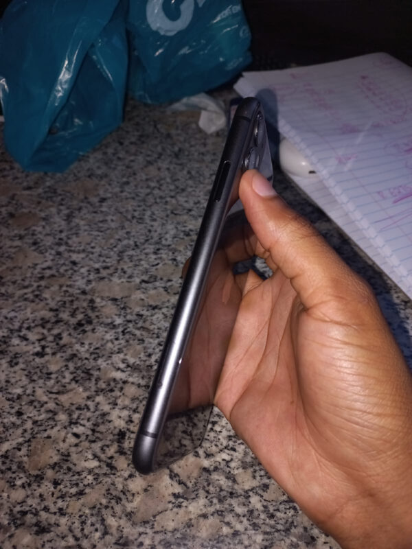 Apple iPhone 11 Black 128GB