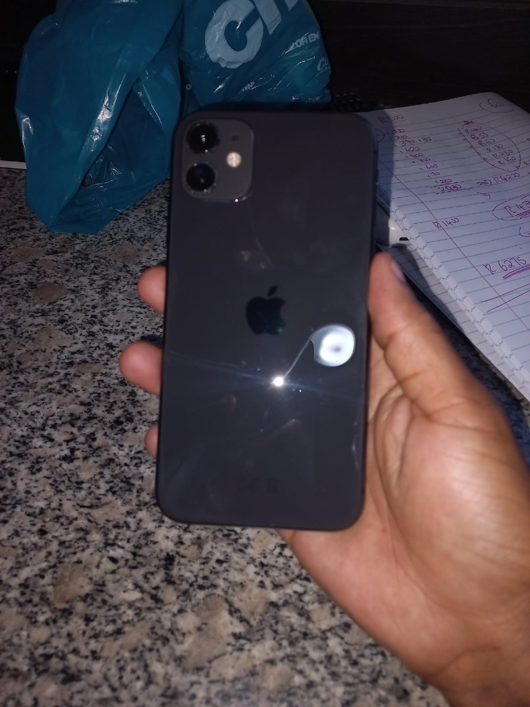 Apple iPhone 11, secondhand iPhone 11 excellent condition, buy iPhone 11 128GB black