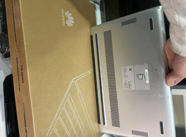 Huawei Huawei matebook 14 Silver 256GB Intel 8GB