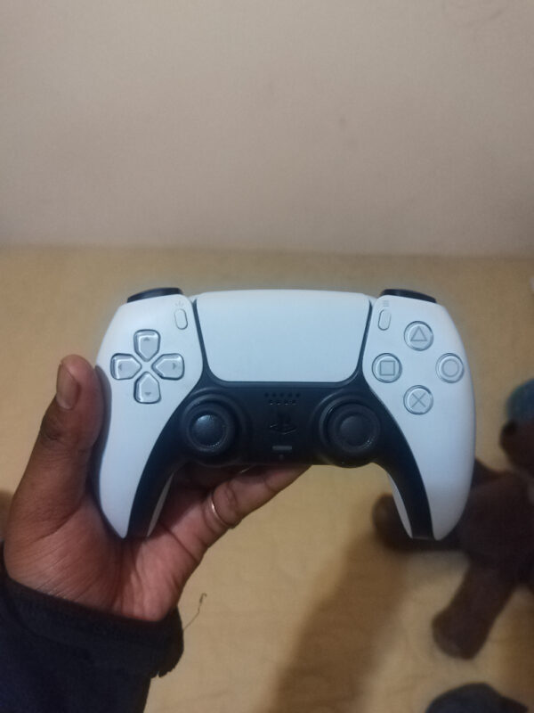 Sony Ps5 Duel sense controller for sale Other