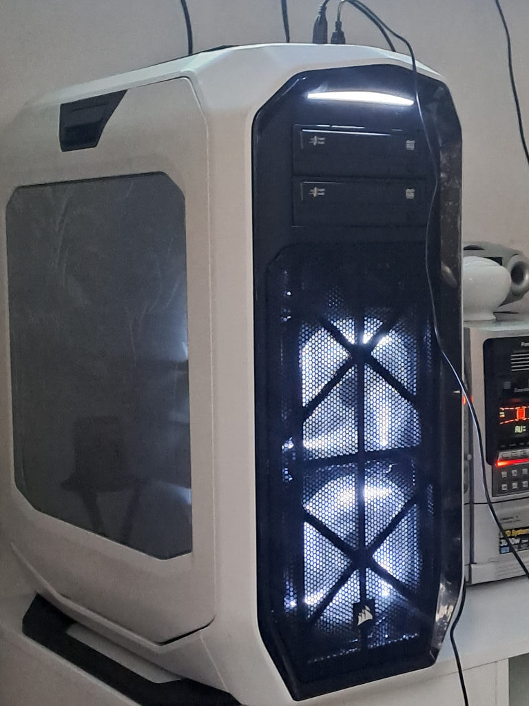 1TB White Intel,16GB RAM Gaming,MSI Desktop Gaming PC with a RTX 1650 super GPU