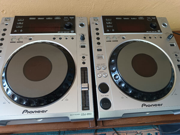 Other CDJ 850 Silver
