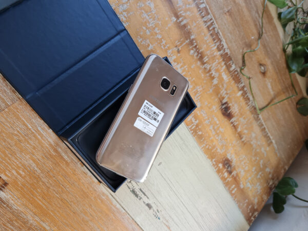 Samsung Samsung Galaxy S7 32GB Gold Platinum Gold Other