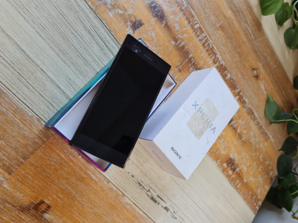 Sony Sony Xperia XZ 32GB Black Black Other