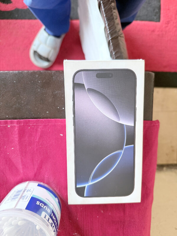 Apple iPhone 16 pro max Gray 256GB