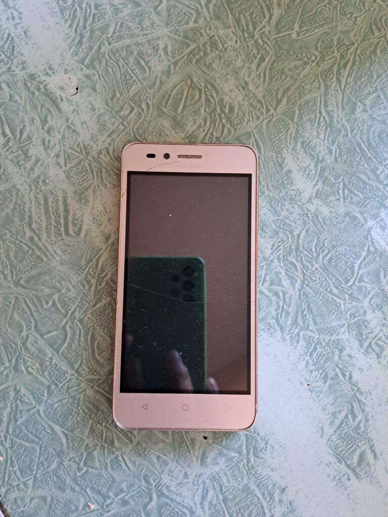 Huawei Y3, affordable Huawei smartphone, budget-friendly Huawei device