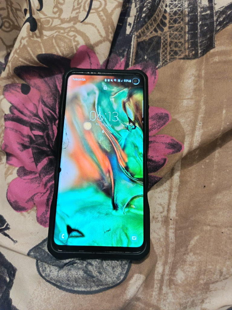 Samsung Galaxy S10,Samsung S10 128GB Black,Samsung S10 secondhand good condition