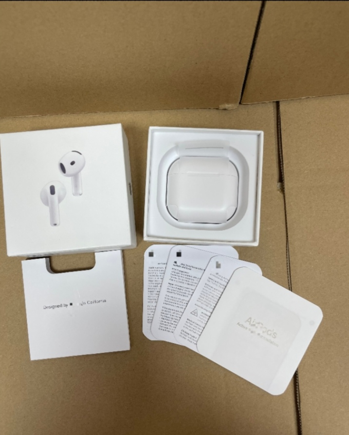 Apple Apple airpod Gen 4 with ANC White