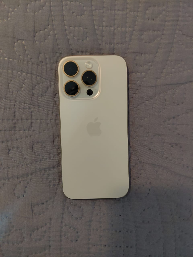 Apple Iphone 16 pro Gold 256GB