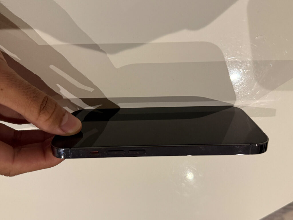 Apple iPhone 14 Pro ESIM only 128gb Deep purple Black 128GB